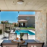 Luxury With Pool,jacuzzi And Sauna04 - By Ta Leut Agency * Privlaka (Zadar)