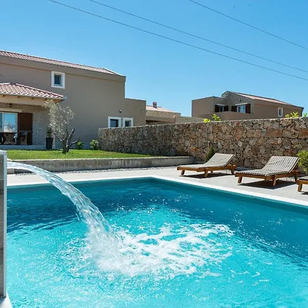 Luxury With Pool,jacuzzi And Sauna04 - By Ta Leut Agency Vila *