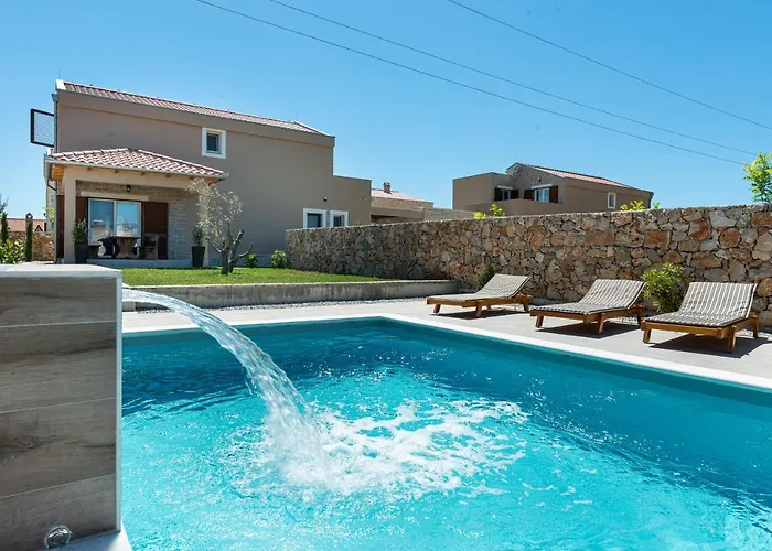 Luxury With Pool,jacuzzi And Sauna04 - By Ta Leut Agency Villa *